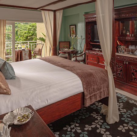 Sandals Ochi Beach Resort All Inclusive (Adults Only) Ocho Rios Exterior foto